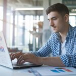Leveraging-Data-Visualization-Custom-Reports-for-Global-Market-Insights