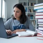 insights-analyst-education-and-certification-path